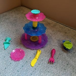 Playdough Cupcake Tower + Extra Cookie Cutters